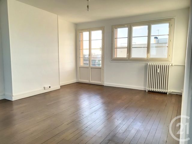 Appartement T3 à louer - 3 pièces - 55.43 m2 - TROYES - 10 - CHAMPAGNE-ARDENNE - Century 21 Martinot Immobilier