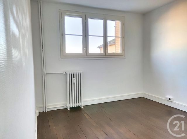 Appartement T3 à louer - 3 pièces - 55.43 m2 - TROYES - 10 - CHAMPAGNE-ARDENNE - Century 21 Martinot Immobilier