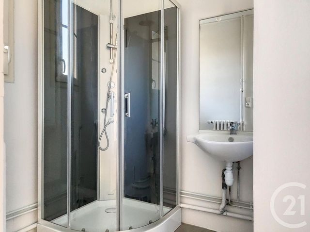 Appartement T3 à louer - 3 pièces - 55.43 m2 - TROYES - 10 - CHAMPAGNE-ARDENNE - Century 21 Martinot Immobilier