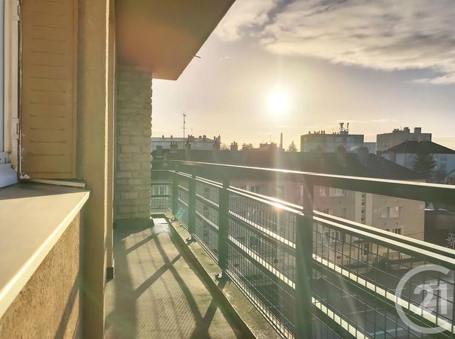 Appartement T3 à louer - 3 pièces - 55.43 m2 - TROYES - 10 - CHAMPAGNE-ARDENNE - Century 21 Martinot Immobilier