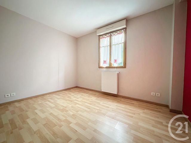 Appartement T3 à louer - 4 pièces - 71.7 m2 - TROYES - 10 - CHAMPAGNE-ARDENNE - Century 21 Martinot Immobilier