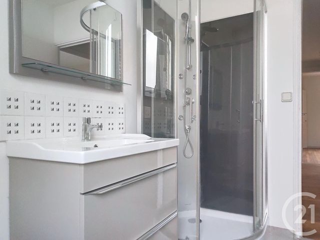 Appartement F2 à louer - 2 pièces - 52.0 m2 - TROYES - 10 - CHAMPAGNE-ARDENNE - Century 21 Martinot Immobilier
