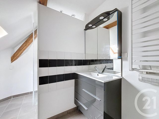 Appartement F4 à louer - 4 pièces - 76.26 m2 - TROYES - 10 - CHAMPAGNE-ARDENNE - Century 21 Martinot Immobilier