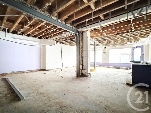 Afficher la photo en grand immeuble à vendre - 350.0 m2 - AIX VILLEMAUR PALIS - 10 - CHAMPAGNE-ARDENNE - Century 21 Martinot Immobilier