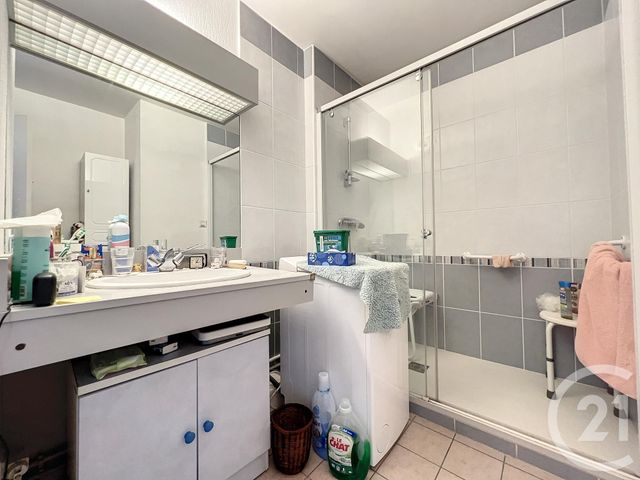 Afficher la photo en grand Appartement à vendre - 2 pièces - 49.85 m2 - TROYES - 10 - CHAMPAGNE-ARDENNE - Century 21 Martinot Immobilier