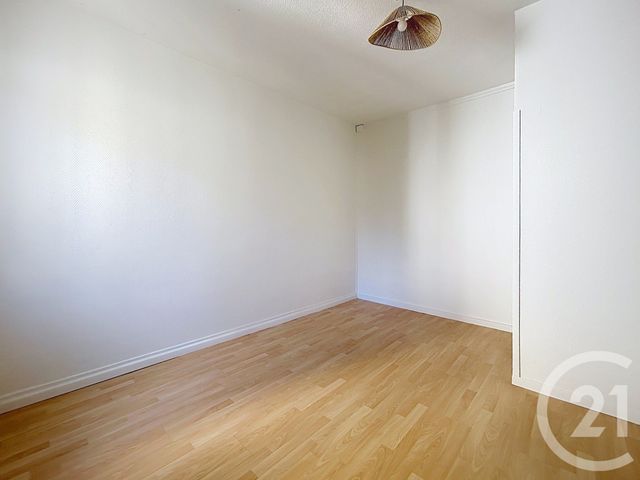 Appartement F2 à louer - 2 pièces - 44.9 m2 - TROYES - 10 - CHAMPAGNE-ARDENNE - Century 21 Martinot Immobilier