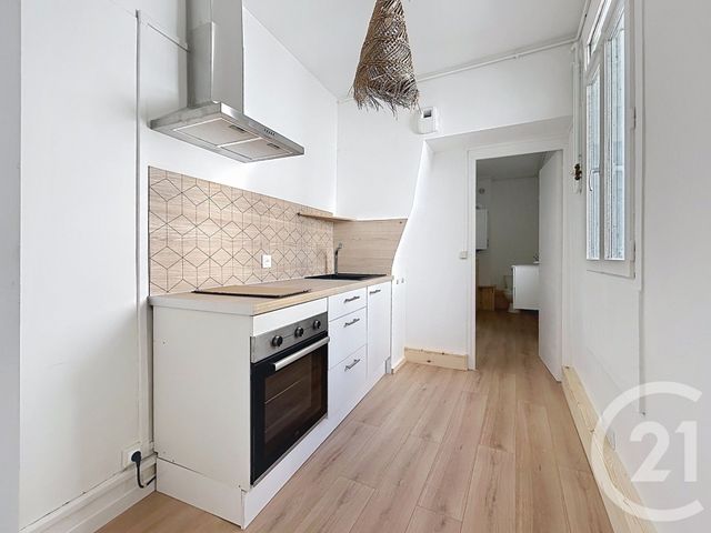 Appartement F2 à louer - 2 pièces - 44.9 m2 - TROYES - 10 - CHAMPAGNE-ARDENNE - Century 21 Martinot Immobilier