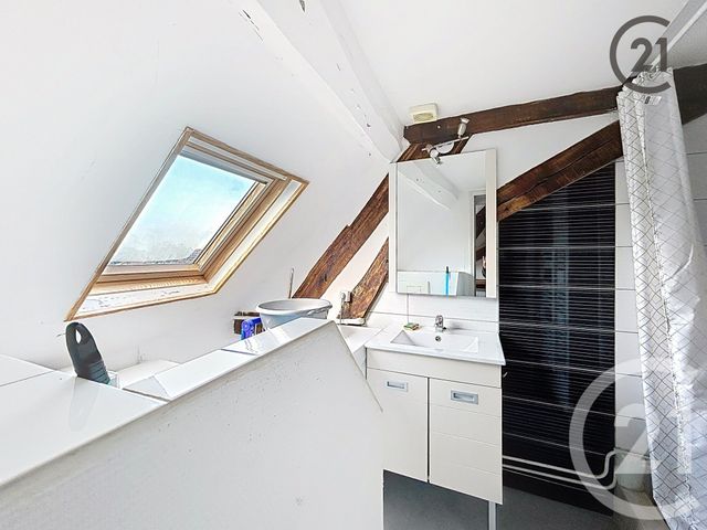 Appartement T1 à vendre - 1 pièce - 18.0 m2 - TROYES - 10 - CHAMPAGNE-ARDENNE - Century 21 Martinot Immobilier