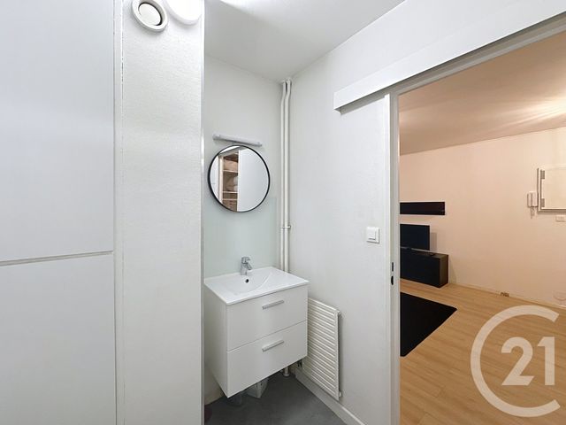 Appartement Studio à vendre - 1 pièce - 34.77 m2 - TROYES - 10 - CHAMPAGNE-ARDENNE - Century 21 Martinot Immobilier