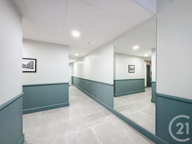 Appartement à louer - 2 pièces - 41.06 m2 - TROYES - 10 - CHAMPAGNE-ARDENNE - Century 21 Martinot Immobilier