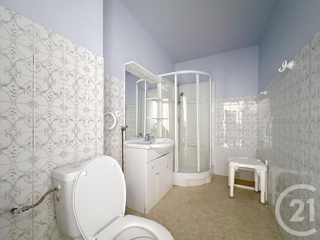 Afficher la photo en grand Appartement F1 à vendre - 1 pièce - 39.06 m2 - TROYES - 10 - CHAMPAGNE-ARDENNE - Century 21 Martinot Immobilier