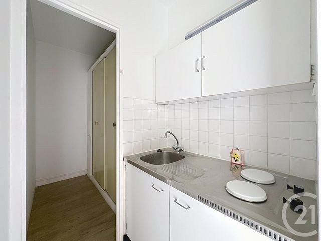 Afficher la photo en grand Appartement F1 à vendre - 1 pièce - 39.06 m2 - TROYES - 10 - CHAMPAGNE-ARDENNE - Century 21 Martinot Immobilier