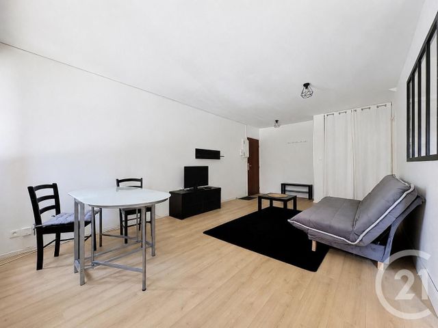 Appartement F1 à louer - 1 pièce - 34.0 m2 - TROYES - 10 - CHAMPAGNE-ARDENNE - Century 21 Martinot Immobilier