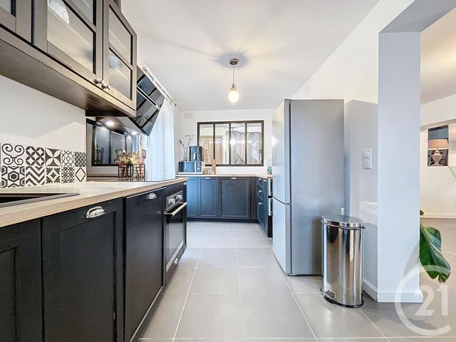 maison à louer - 5 pièces - 104.82 m2 - ST PARRES LES VAUDES - 10 - CHAMPAGNE-ARDENNE - Century 21 Martinot Immobilier