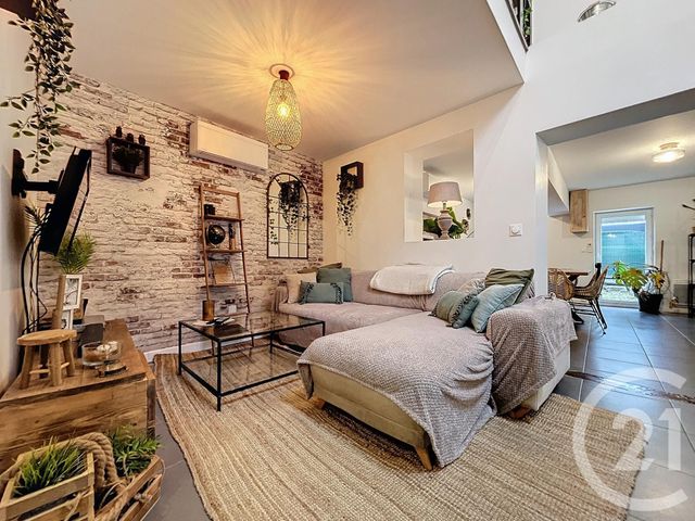 maison à louer - 5 pièces - 104.82 m2 - ST PARRES LES VAUDES - 10 - CHAMPAGNE-ARDENNE - Century 21 Martinot Immobilier