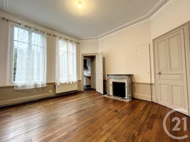 Appartement F3 à louer - 3 pièces - 77.0 m2 - TROYES - 10 - CHAMPAGNE-ARDENNE - Century 21 Martinot Immobilier