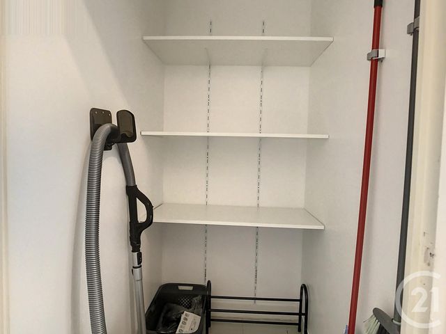 Appartement F1 à louer - 1 pièce - 28.59 m2 - TROYES - 10 - CHAMPAGNE-ARDENNE - Century 21 Martinot Immobilier