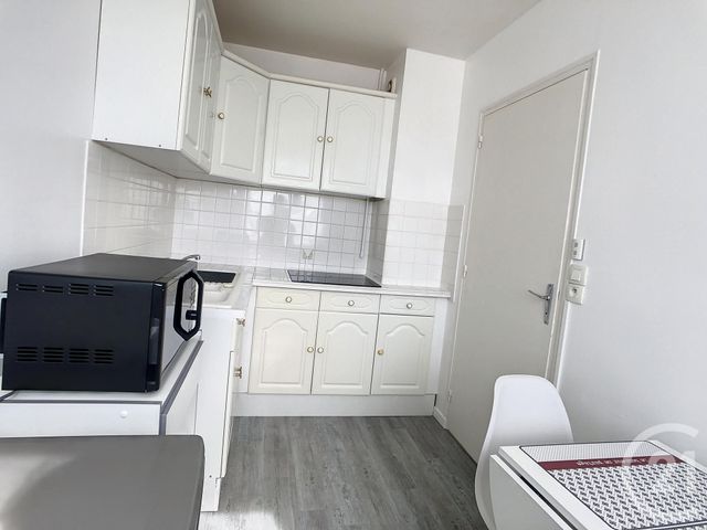 Appartement F1 à louer - 1 pièce - 28.59 m2 - TROYES - 10 - CHAMPAGNE-ARDENNE - Century 21 Martinot Immobilier