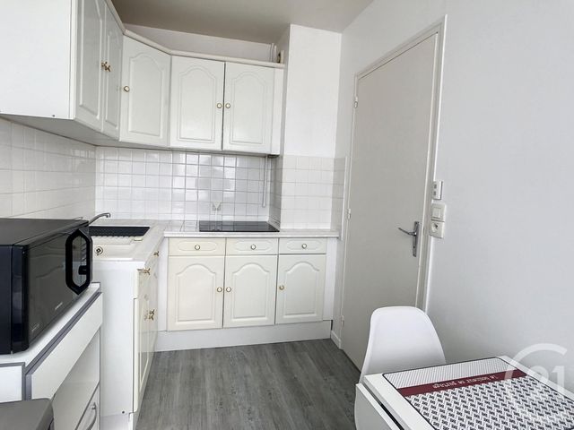 Appartement F1 à louer - 1 pièce - 28.59 m2 - TROYES - 10 - CHAMPAGNE-ARDENNE - Century 21 Martinot Immobilier