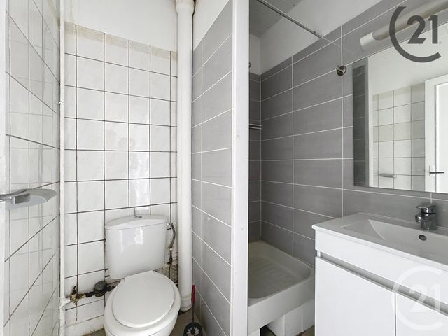 Afficher la photo en grand Appartement F1 à vendre - 1 pièce - 28.0 m2 - TROYES - 10 - CHAMPAGNE-ARDENNE - Century 21 Martinot Immobilier