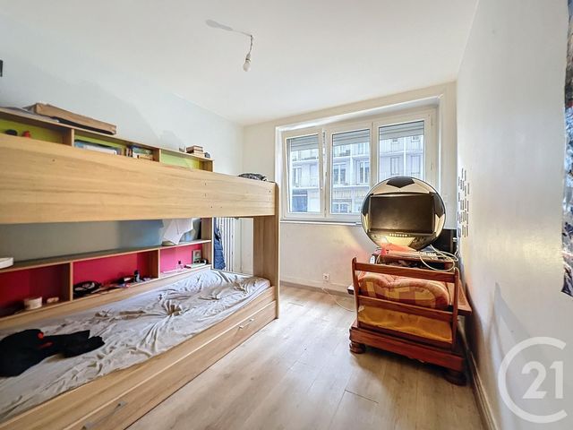 Appartement F3 à vendre - 3 pièces - 55.82 m2 - TROYES - 10 - CHAMPAGNE-ARDENNE - Century 21 Martinot Immobilier