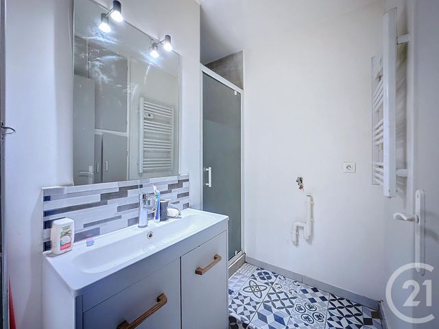 Appartement F3 à vendre - 3 pièces - 55.82 m2 - TROYES - 10 - CHAMPAGNE-ARDENNE - Century 21 Martinot Immobilier