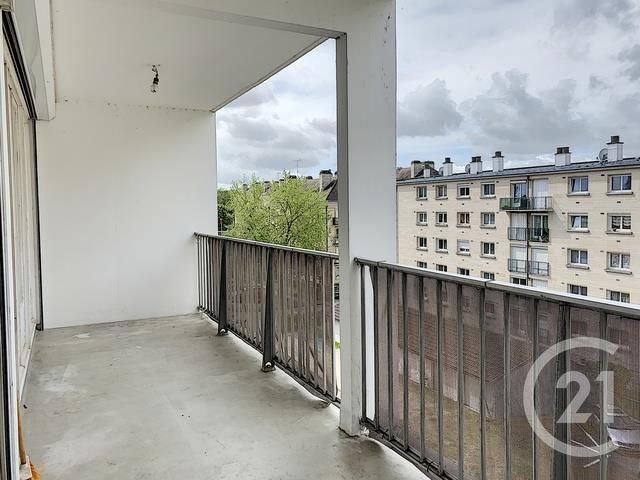 Appartement F2 à louer - 3 pièces - 58.2 m2 - TROYES - 10 - CHAMPAGNE-ARDENNE - Century 21 Martinot Immobilier