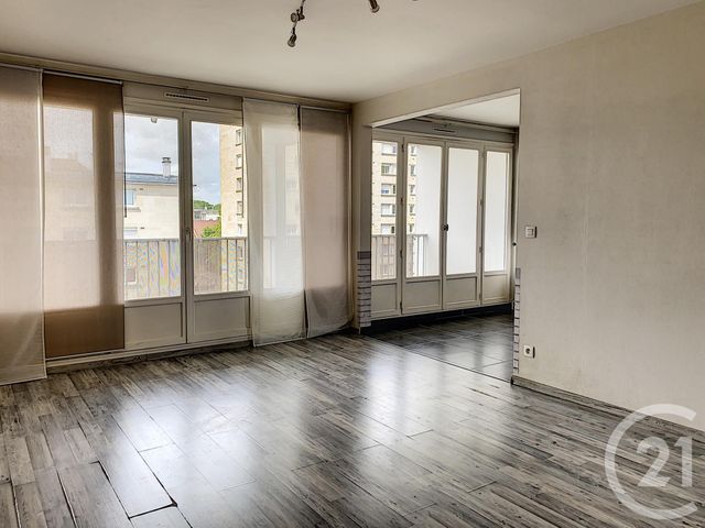 Appartement F2 à louer - 3 pièces - 58.2 m2 - TROYES - 10 - CHAMPAGNE-ARDENNE - Century 21 Martinot Immobilier