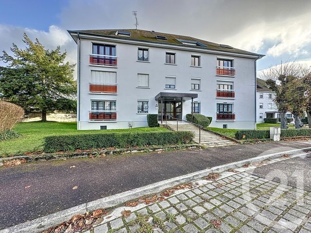 Appartement à vendre - 2 pièces - 48.66 m2 - STE SAVINE - 10 - CHAMPAGNE-ARDENNE - Century 21 Martinot Immobilier