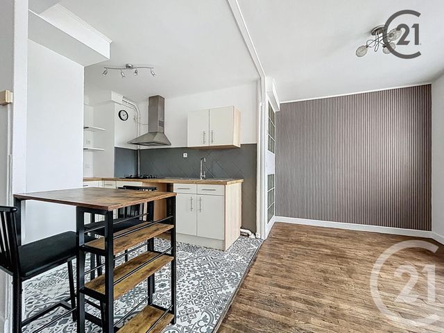 Appartement F4 à vendre - 4 pièces - 74.3 m2 - TROYES - 10 - CHAMPAGNE-ARDENNE - Century 21 Martinot Immobilier