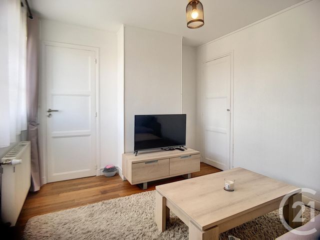 Appartement F3 à louer - 3 pièces - 56.04 m2 - TROYES - 10 - CHAMPAGNE-ARDENNE - Century 21 Martinot Immobilier