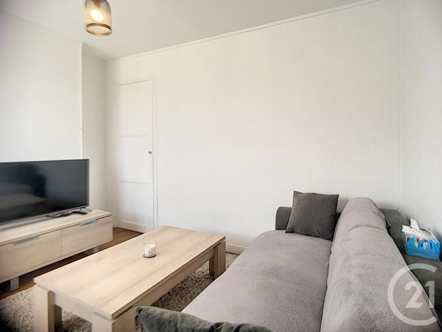 Appartement F3 à louer - 3 pièces - 56.04 m2 - TROYES - 10 - CHAMPAGNE-ARDENNE - Century 21 Martinot Immobilier