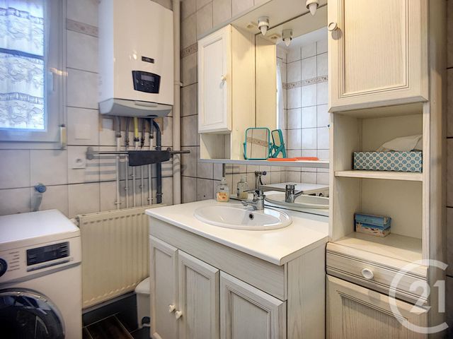 Appartement F3 à louer - 3 pièces - 56.04 m2 - TROYES - 10 - CHAMPAGNE-ARDENNE - Century 21 Martinot Immobilier