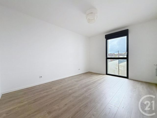 Appartement F2 à louer - 2 pièces - 45.8 m2 - TROYES - 10 - CHAMPAGNE-ARDENNE - Century 21 Martinot Immobilier