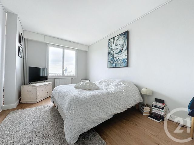 Appartement T5 à louer - 5 pièces - 105.0 m2 - TROYES - 10 - CHAMPAGNE-ARDENNE - Century 21 Martinot Immobilier