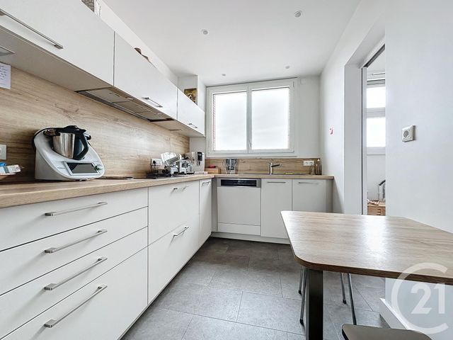 Appartement T5 à louer - 5 pièces - 105.0 m2 - TROYES - 10 - CHAMPAGNE-ARDENNE - Century 21 Martinot Immobilier