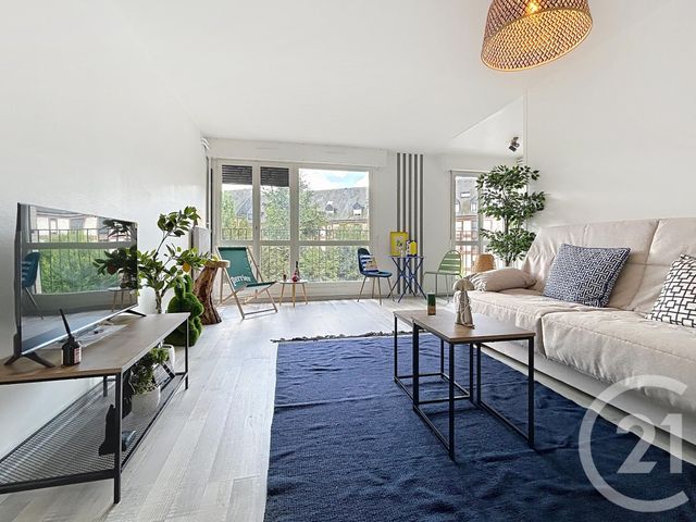 Appartement F1 à louer - 1 pièce - 35.0 m2 - TROYES - 10 - CHAMPAGNE-ARDENNE - Century 21 Martinot Immobilier