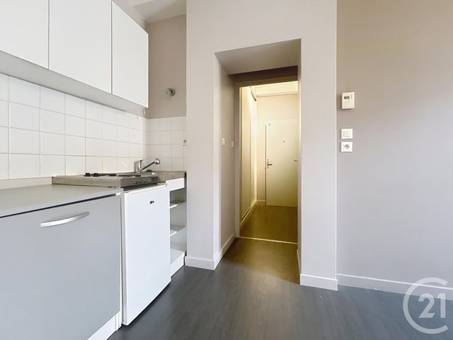 Appartement Studio à louer - 1 pièce - 28.4 m2 - TROYES - 10 - CHAMPAGNE-ARDENNE - Century 21 Martinot Immobilier