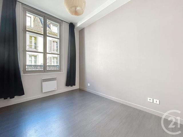 Appartement Studio à louer - 1 pièce - 28.4 m2 - TROYES - 10 - CHAMPAGNE-ARDENNE - Century 21 Martinot Immobilier