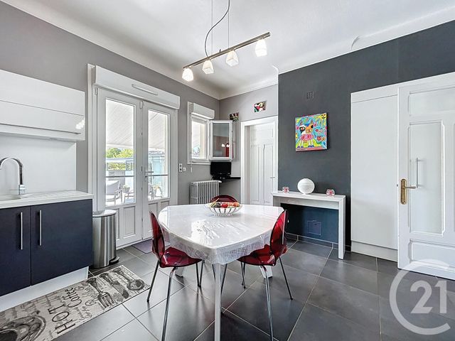 maison à vendre - 7 pièces - 220.0 m2 - TROYES - 10 - CHAMPAGNE-ARDENNE - Century 21 Martinot Immobilier