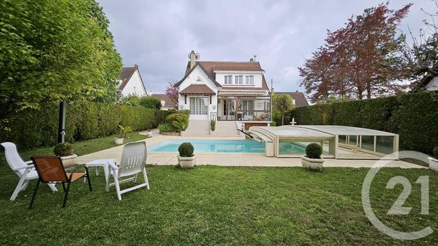 maison à vendre - 8 pièces - 142.0 m2 - STE SAVINE - 10 - CHAMPAGNE-ARDENNE - Century 21 Martinot Immobilier