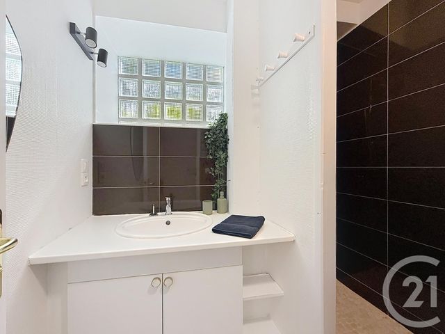 Appartement à vendre - 3 pièces - 46.0 m2 - TROYES - 10 - CHAMPAGNE-ARDENNE - Century 21 Martinot Immobilier