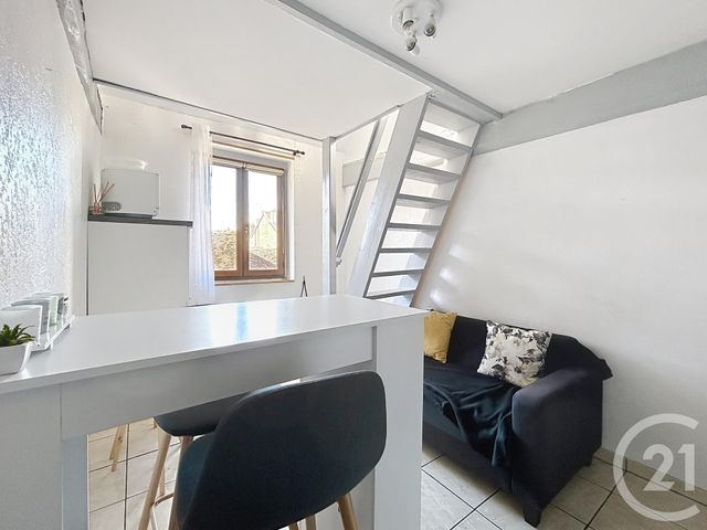 Appartement Studio à louer - 1 pièce - 21.01 m2 - TROYES - 10 - CHAMPAGNE-ARDENNE - Century 21 Martinot Immobilier