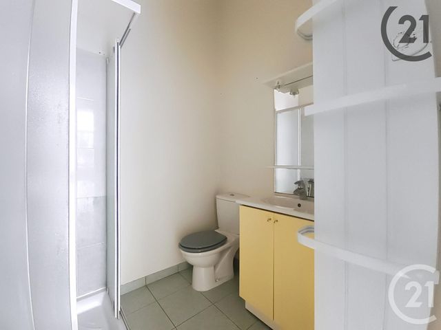 Appartement T1 à louer - 1 pièce - 31.0 m2 - TROYES - 10 - CHAMPAGNE-ARDENNE - Century 21 Martinot Immobilier