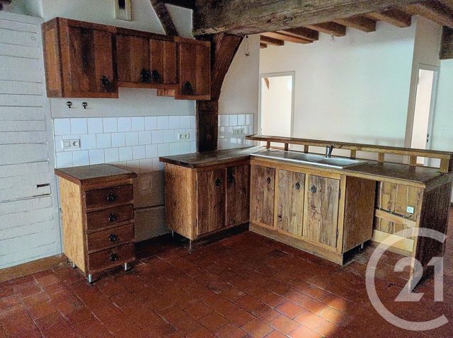 Appartement T4 à louer - 4 pièces - 110.59 m2 - TROYES - 10 - CHAMPAGNE-ARDENNE - Century 21 Martinot Immobilier