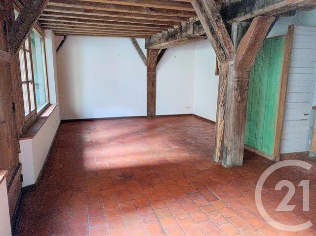 Afficher la photo en grand Appartement T4 à louer - 4 pièces - 110.59 m2 - TROYES - 10 - CHAMPAGNE-ARDENNE - Century 21 Martinot Immobilier