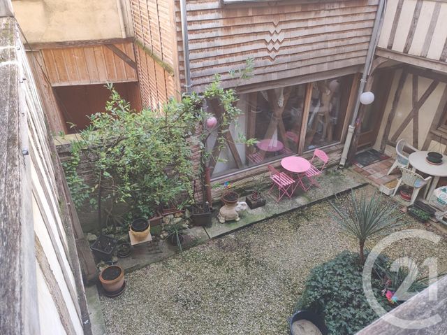 Afficher la photo en grand Appartement T4 à louer - 4 pièces - 110.59 m2 - TROYES - 10 - CHAMPAGNE-ARDENNE - Century 21 Martinot Immobilier