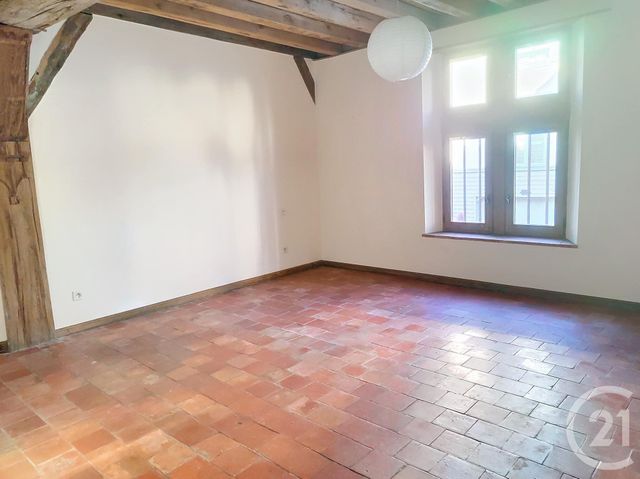 Afficher la photo en grand Appartement T4 à louer - 4 pièces - 110.59 m2 - TROYES - 10 - CHAMPAGNE-ARDENNE - Century 21 Martinot Immobilier