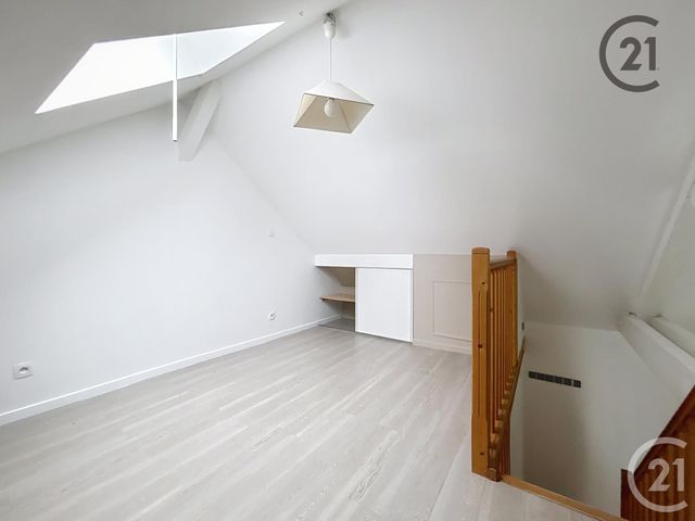 Appartement T2 à louer - 2 pièces - 42.0 m2 - TROYES - 10 - CHAMPAGNE-ARDENNE - Century 21 Martinot Immobilier