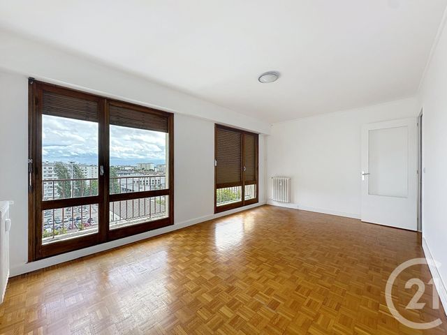 Appartement F3 à louer - 3 pièces - 57.56 m2 - TROYES - 10 - CHAMPAGNE-ARDENNE - Century 21 Martinot Immobilier